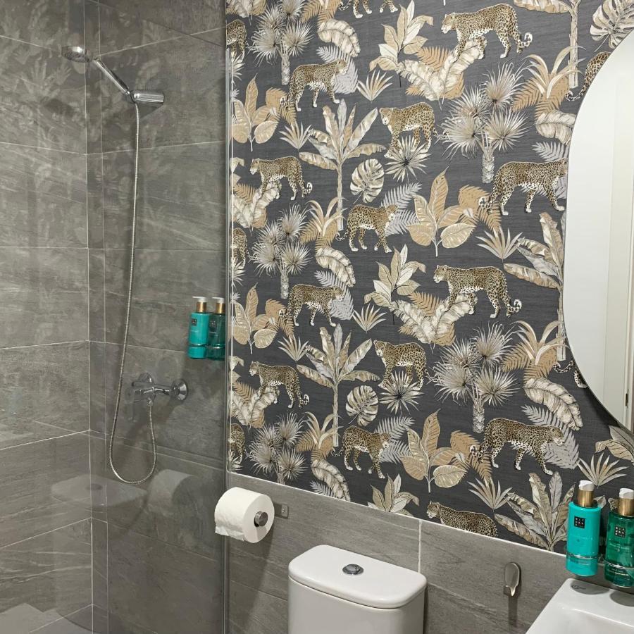 Lovely Suites Tarifa, Estudio A Estrenar En El Centro Y Muy Cerca De La Playa Экстерьер фото